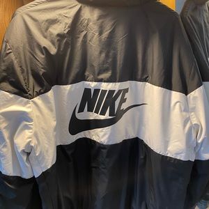 Nike puffer
